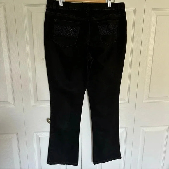Style & Co Denim Curvy Modern Boot Black Denim with Bedazzled Pockets Size 12 - Picture 3 of 11
